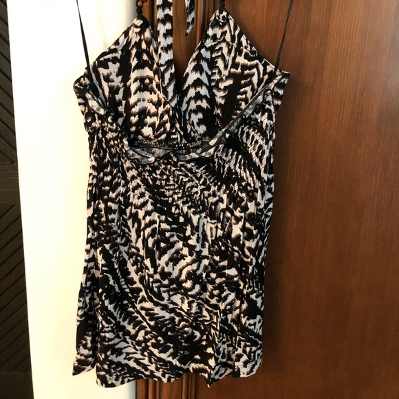 Guess animal print halter top - Picture 2 of 4